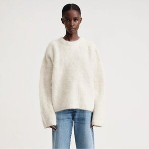 Toteme boxy alpaca knit sweater 
Size xs/s